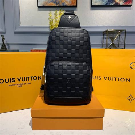 louis vuitton n41720|Louis Vuitton avenue bag.